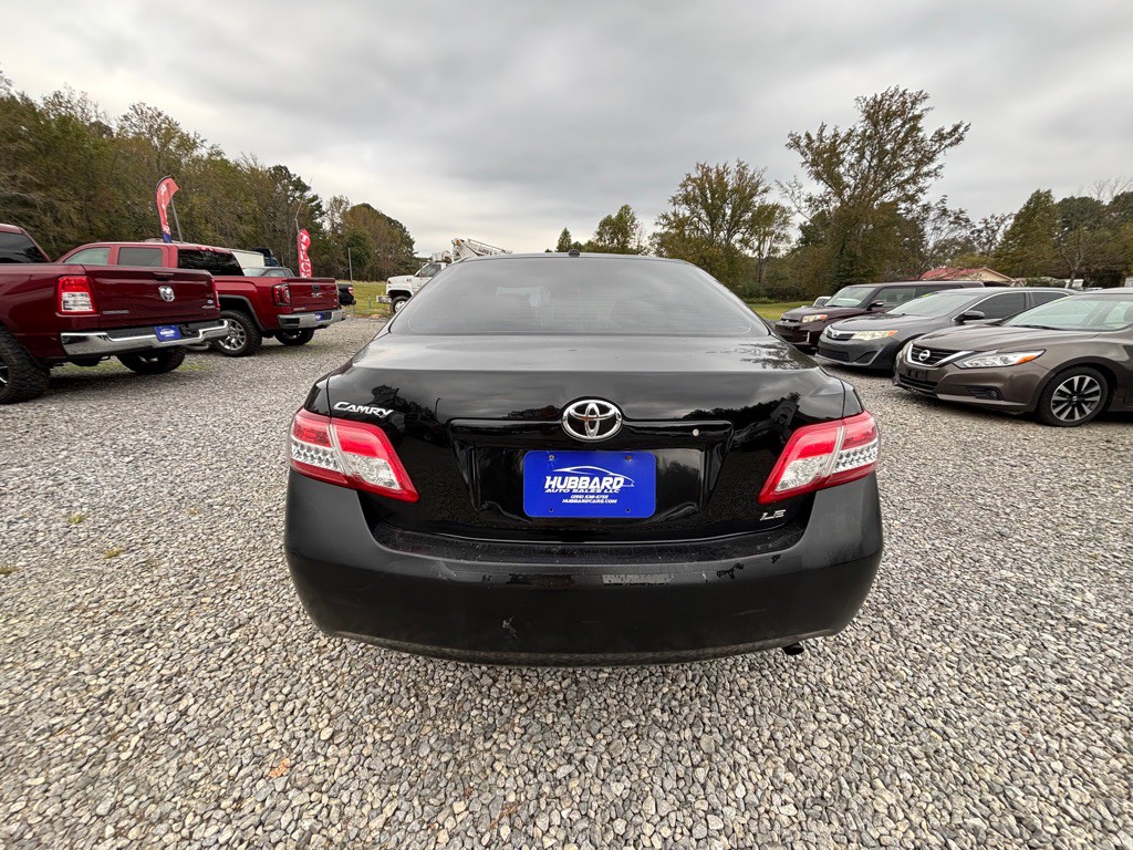 2011 Toyota Camry Image 5