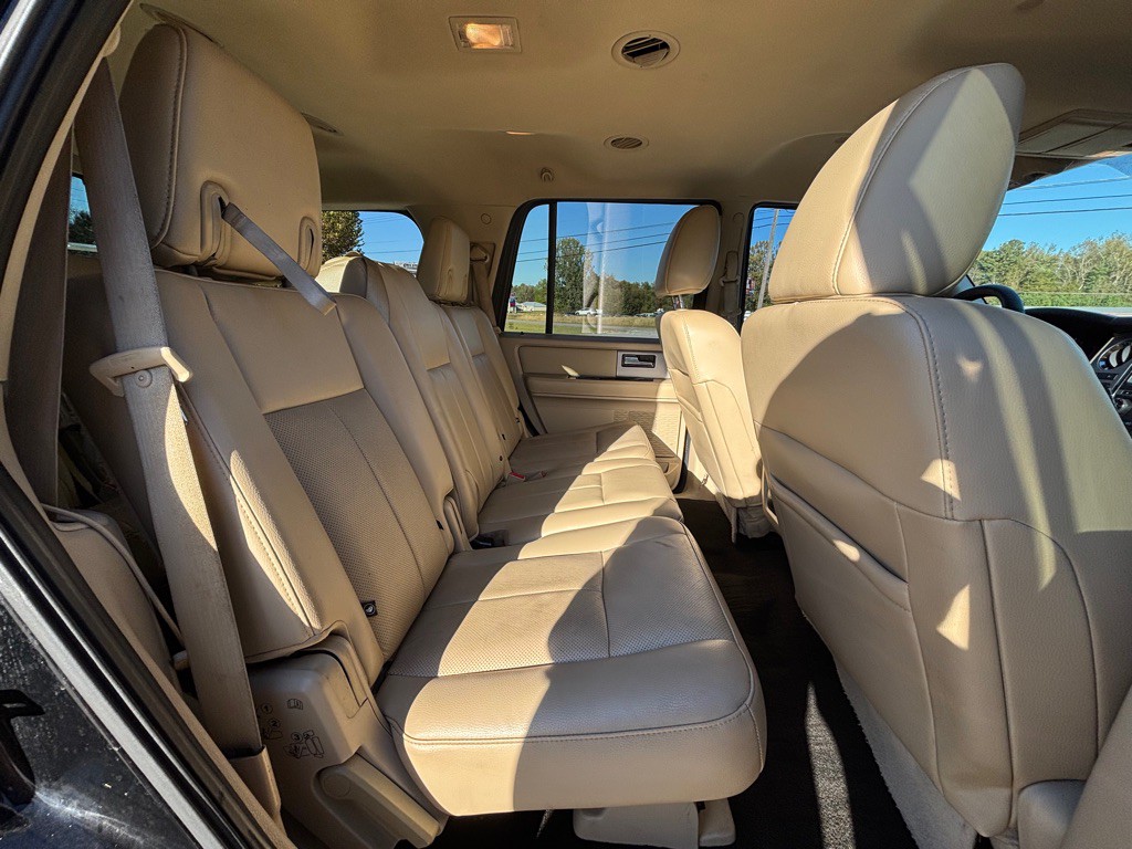 2016 Ford Expedition Image 8