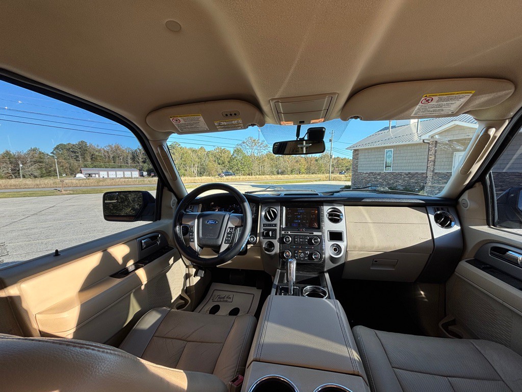 2016 Ford Expedition Image 9