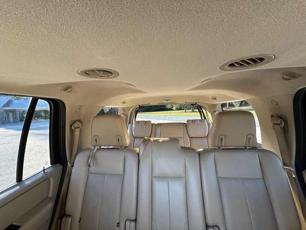 2016 Ford Expedition Image 12