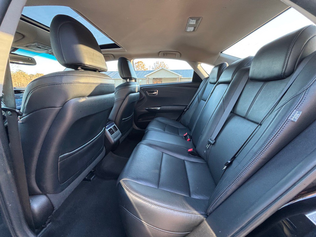 2015 Toyota Avalon Image 9