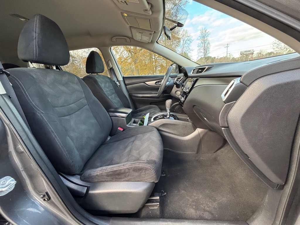 2016 Nissan Rogue Image 7