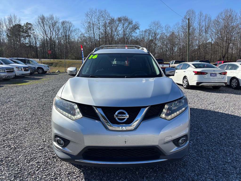 2016 Nissan Rogue Image 2