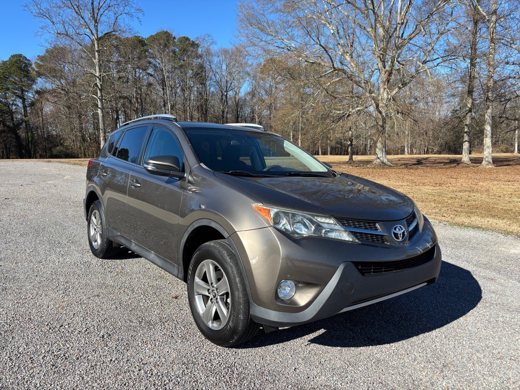 2015 Toyota Rav4 Image 1
