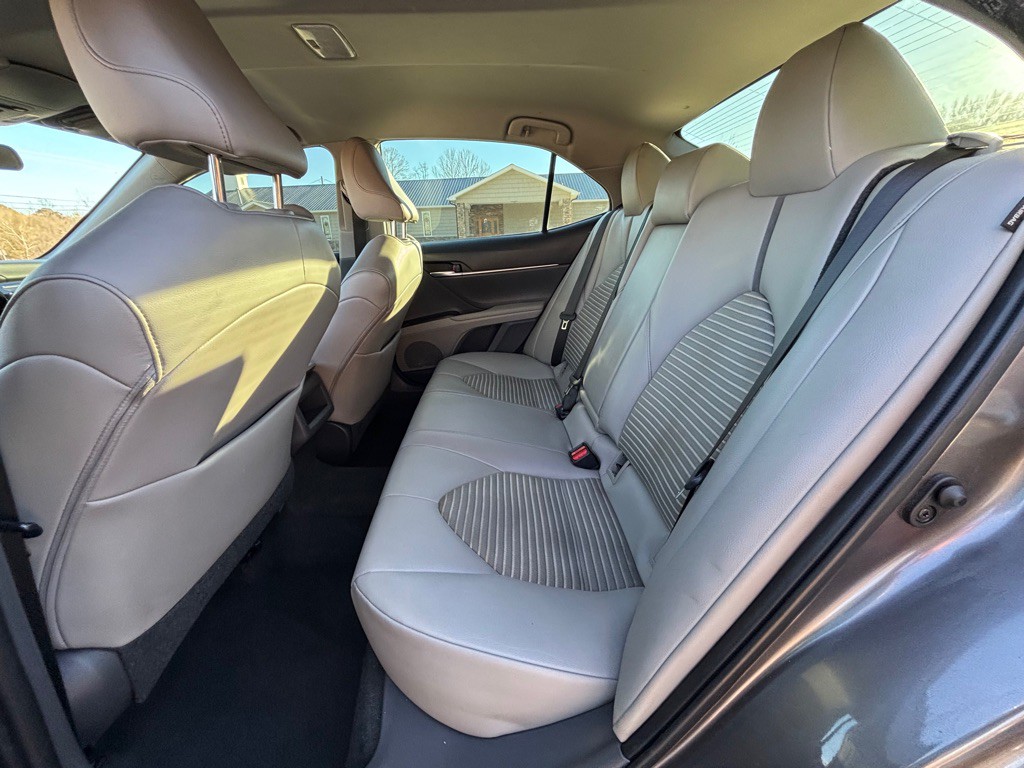 2021 Toyota Camry Image 9