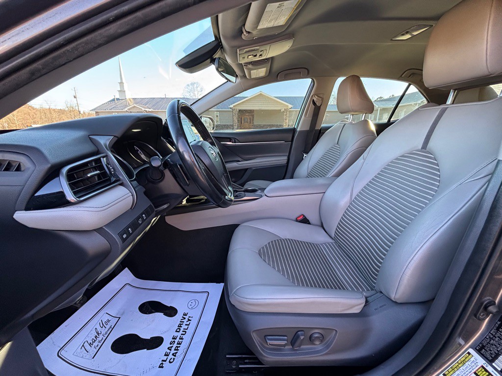 2021 Toyota Camry Image 10