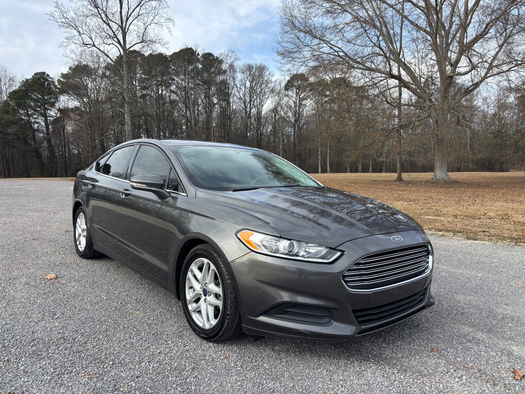 2016 Ford Fusion Image 1