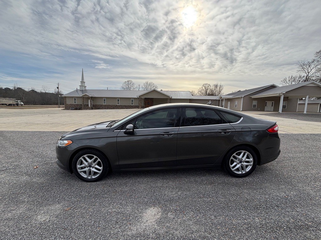 2016 Ford Fusion Image 4