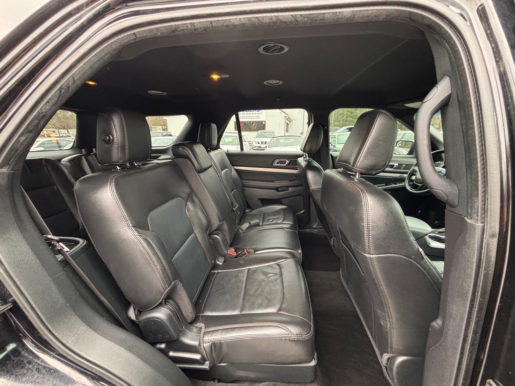 2018 Ford Explorer Image 8