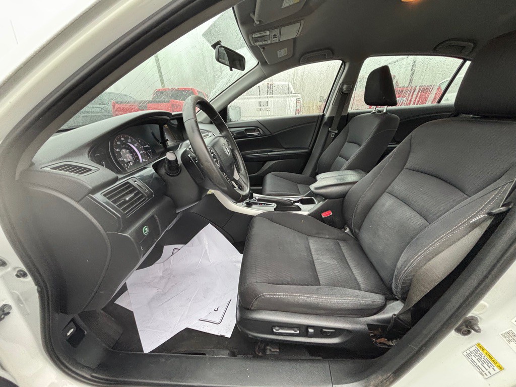 2015 Honda Accord Image 10