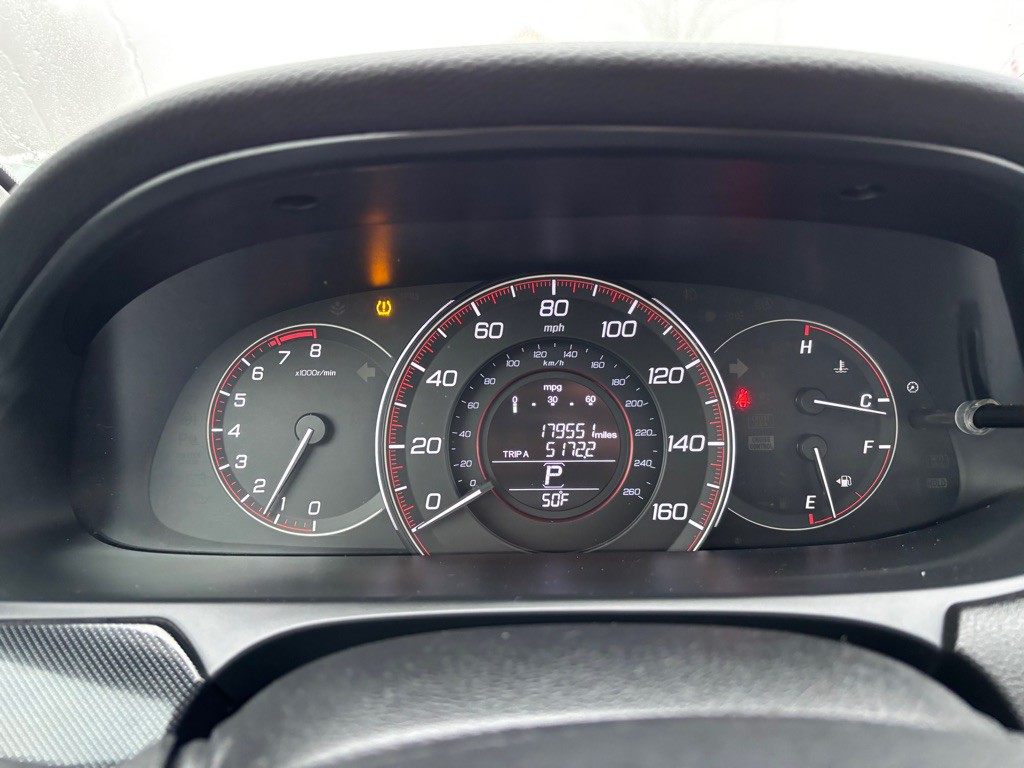 2015 Honda Accord Image 11