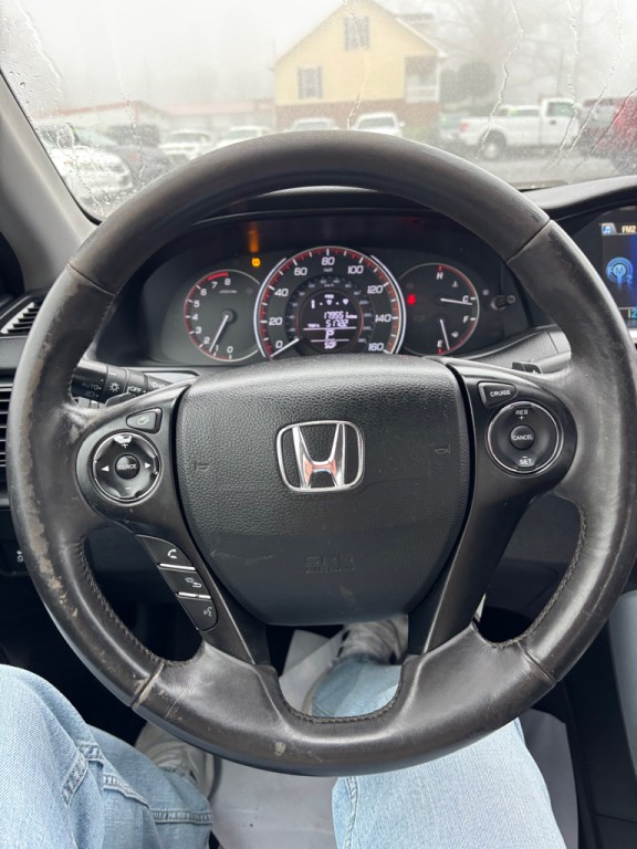 2015 Honda Accord Image 12