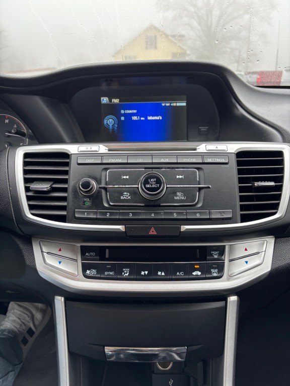 2015 Honda Accord Image 13