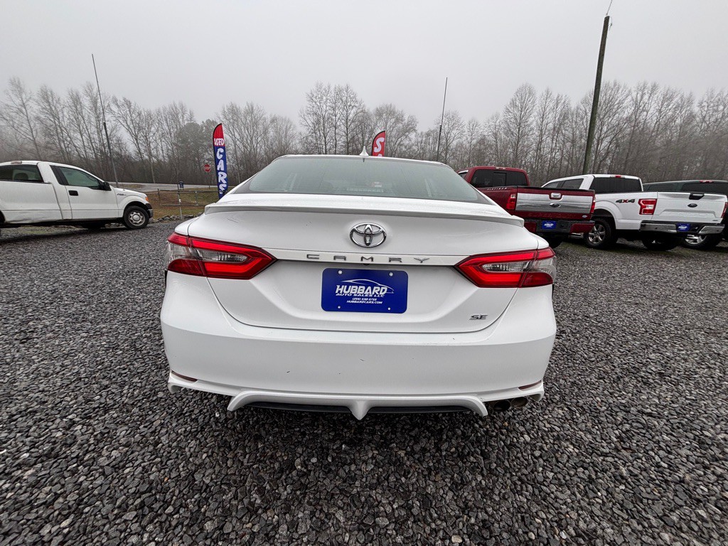 2019 Toyota Camry Image 5