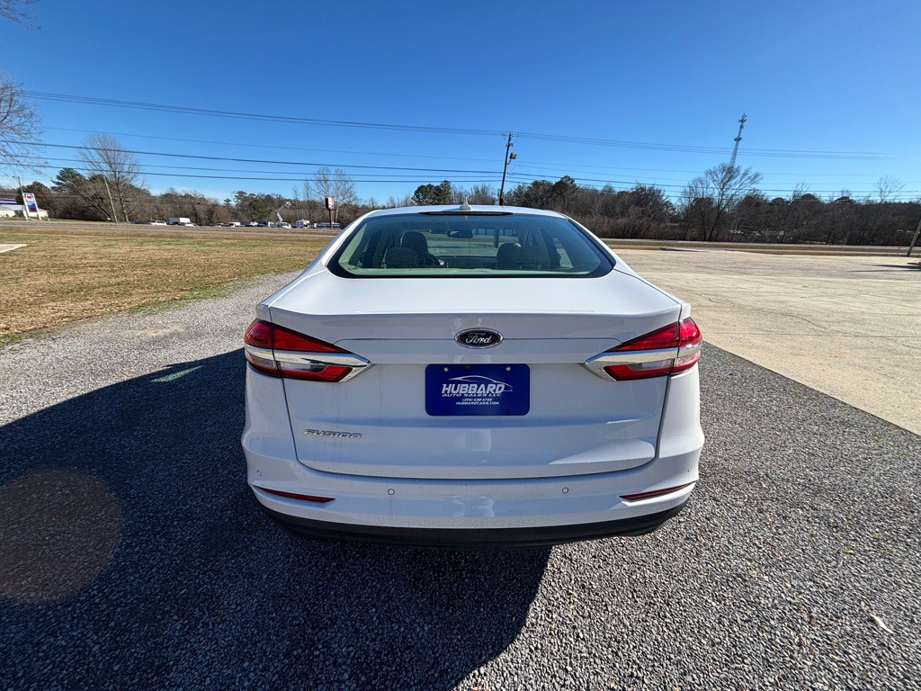 2020 Ford Fusion Image 5