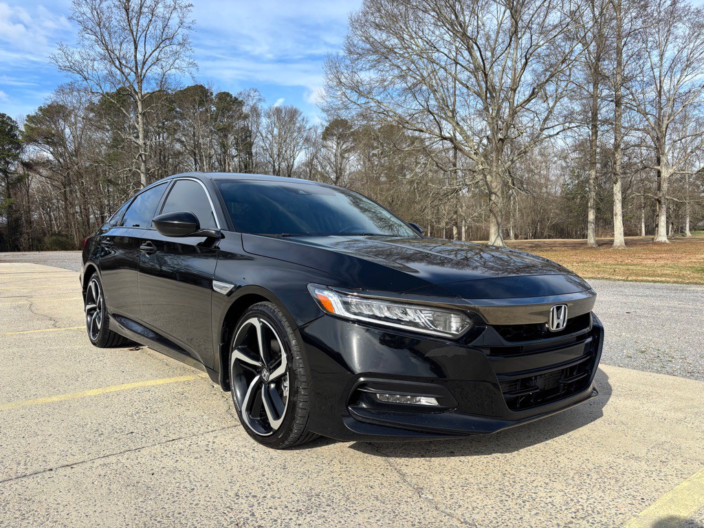 2020 Honda Accord Image 1