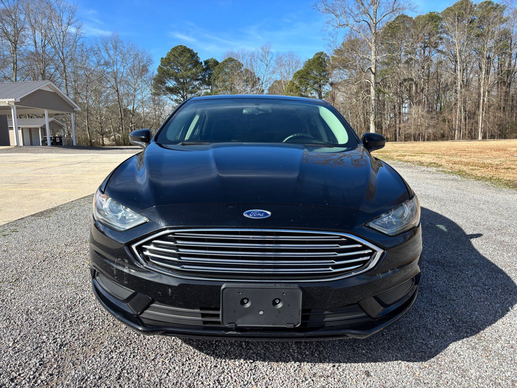 2017 Ford Fusion Image 2