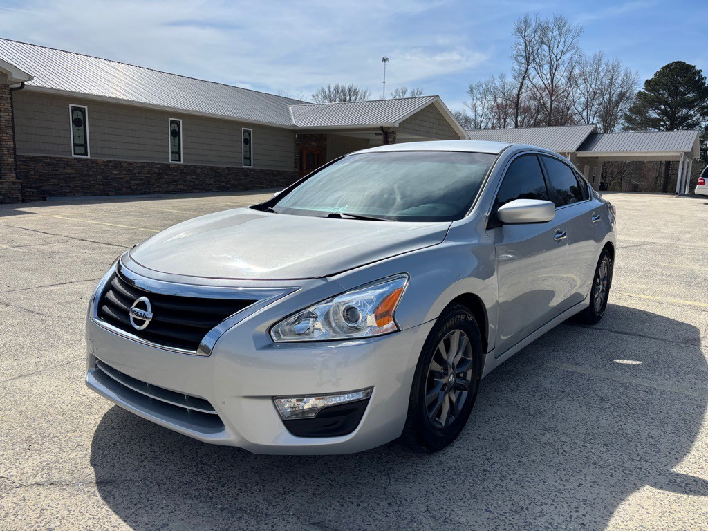 2015 Nissan Altima Image 3