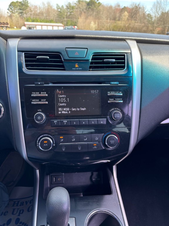 2015 Nissan Altima Image 13