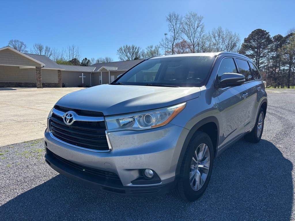 2014 Toyota Highlander Image 3