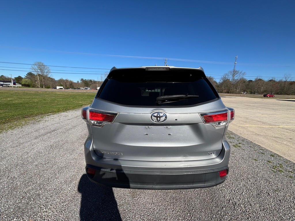 2014 Toyota Highlander Image 5
