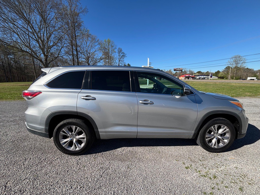 2014 Toyota Highlander Image 6