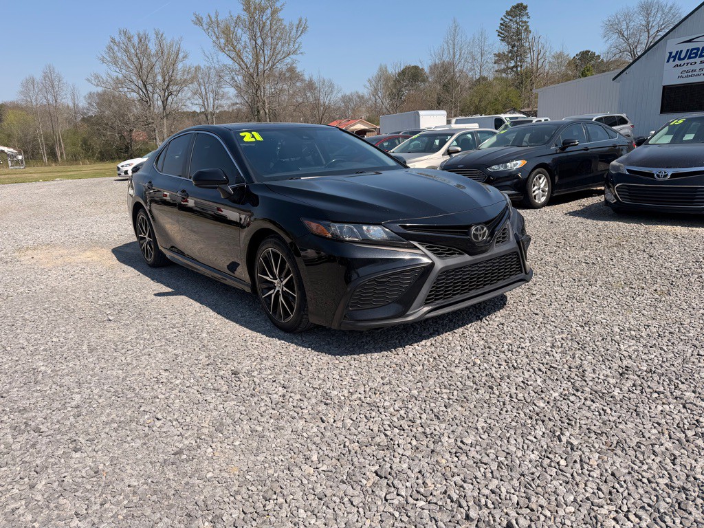 2021 Toyota Camry Image 1
