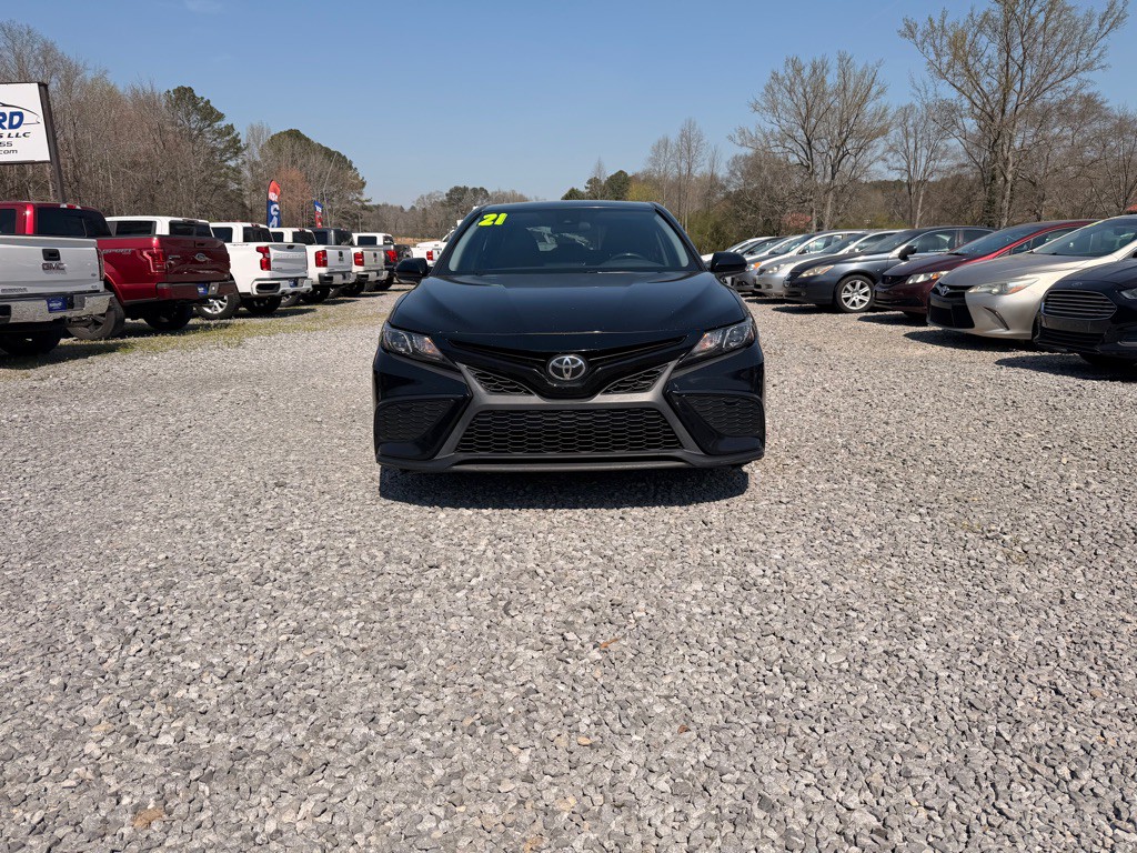 2021 Toyota Camry Image 2