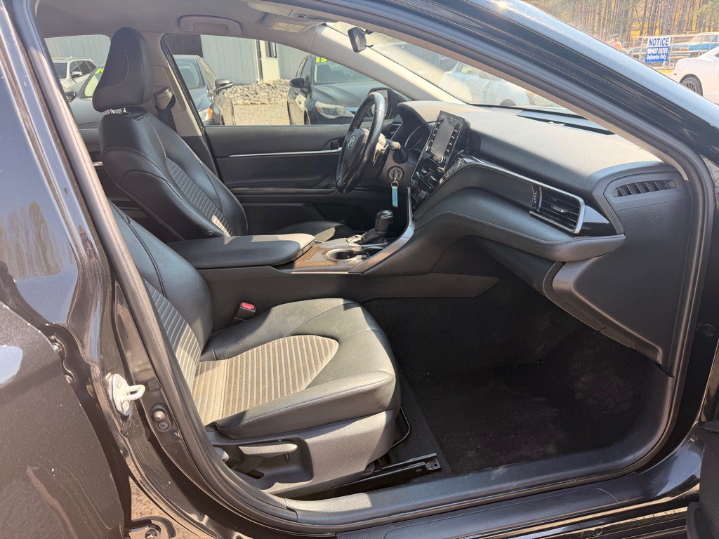 2021 Toyota Camry Image 7