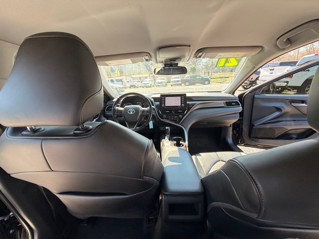 2021 Toyota Camry Image 10