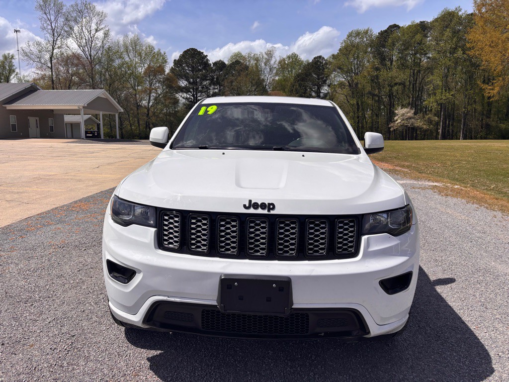 2019 Jeep Grand Cherokee Image 2