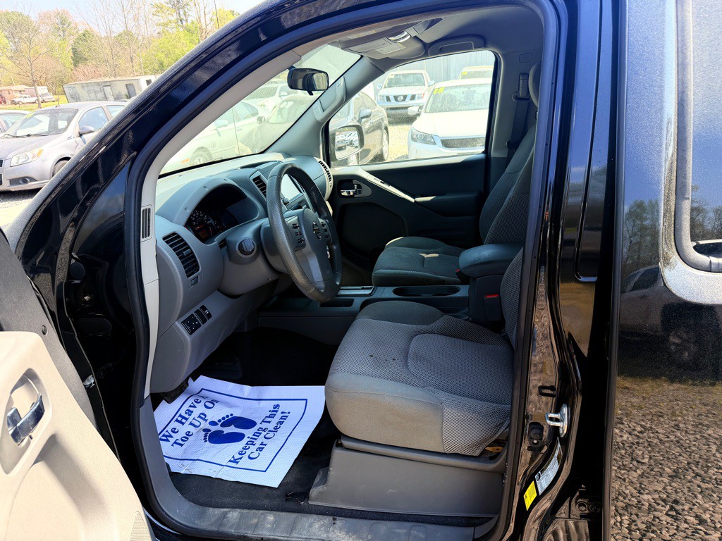 2019 Nissan Frontier Image 9