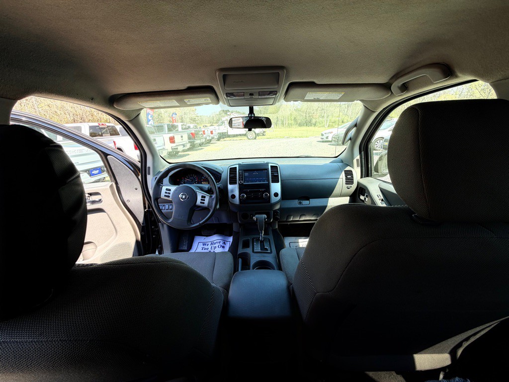 2019 Nissan Frontier Image 11