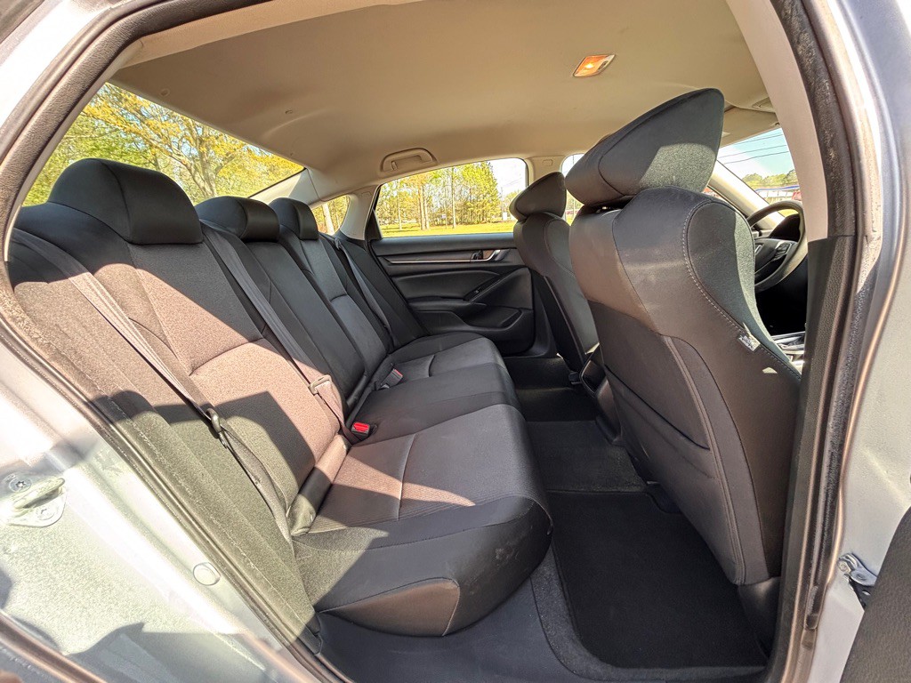 2021 Honda Accord Image 8