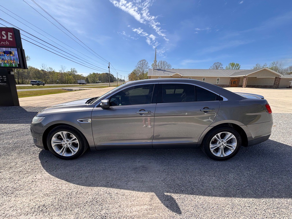 2013 Ford Taurus Image 4
