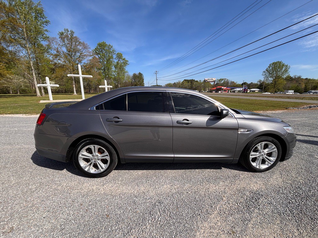 2013 Ford Taurus Image 6