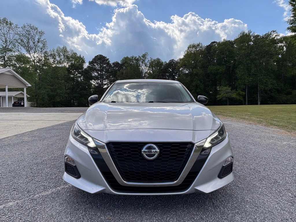 2019 Nissan Altima Image 2