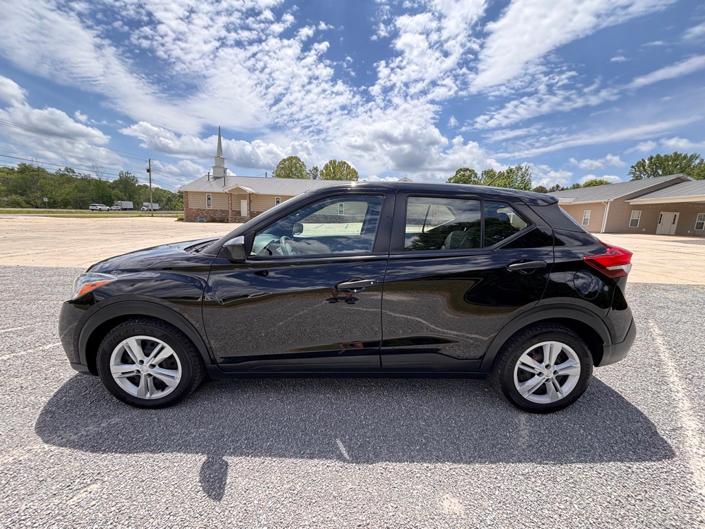 2020 Nissan Kicks Image 4