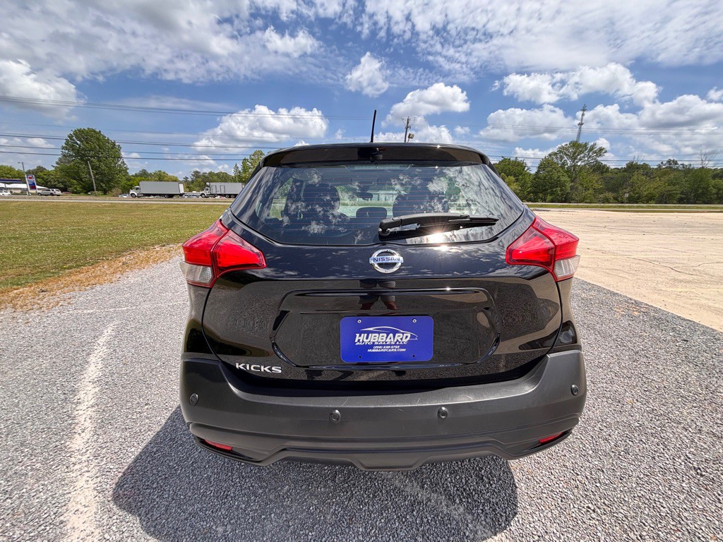 2020 Nissan Kicks Image 5