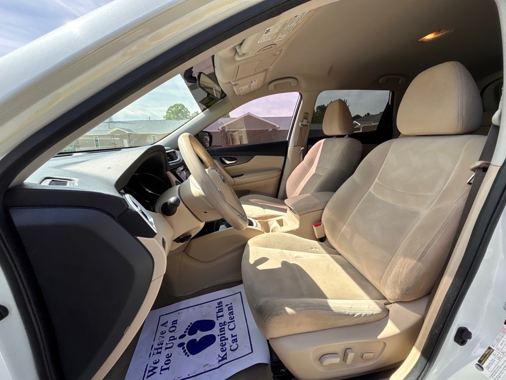 2015 Nissan Rogue Image 10