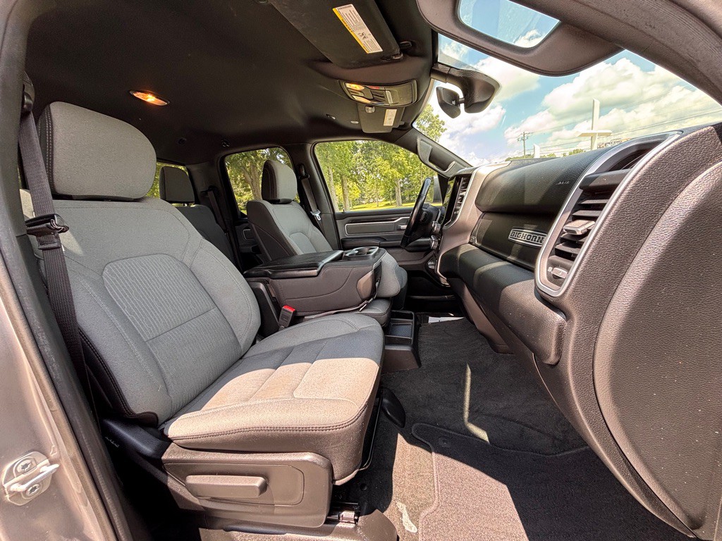 2021 RAM 1500 Image 6