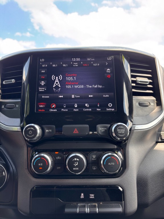 2021 RAM 1500 Image 12