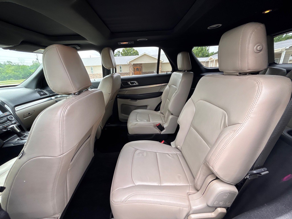 2018 Ford Explorer Image 9