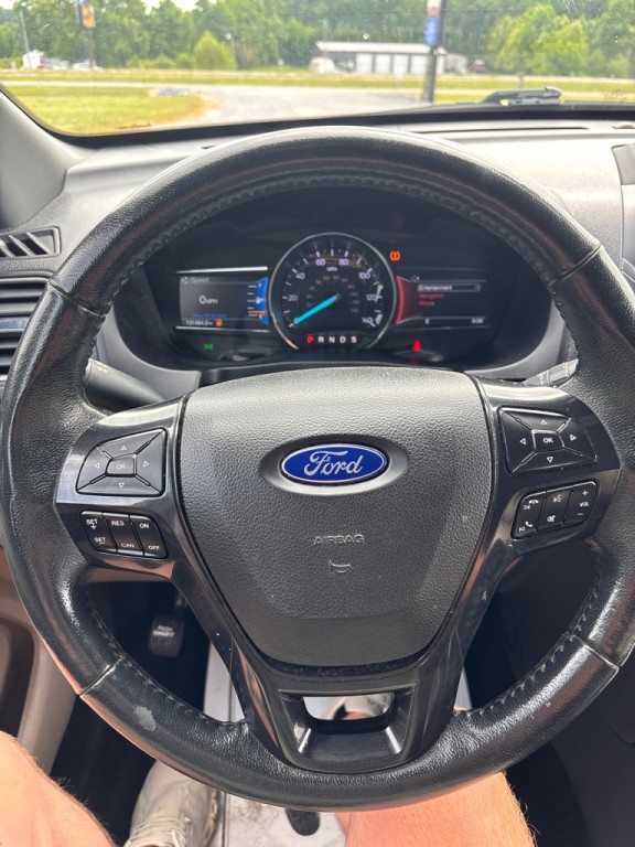 2018 Ford Explorer Image 13