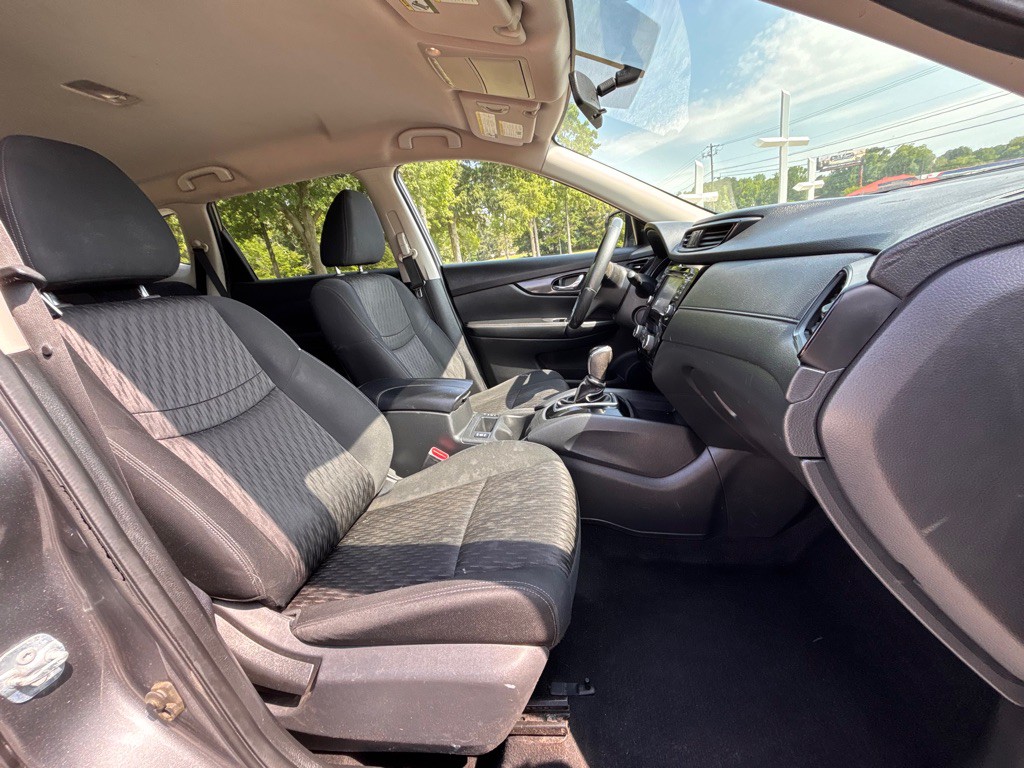 2017 Nissan Rogue Image 7