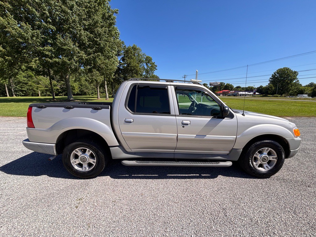 2003 Ford Explorer Image 6