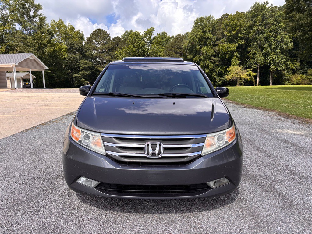 2012 Honda Odyssey Image 2