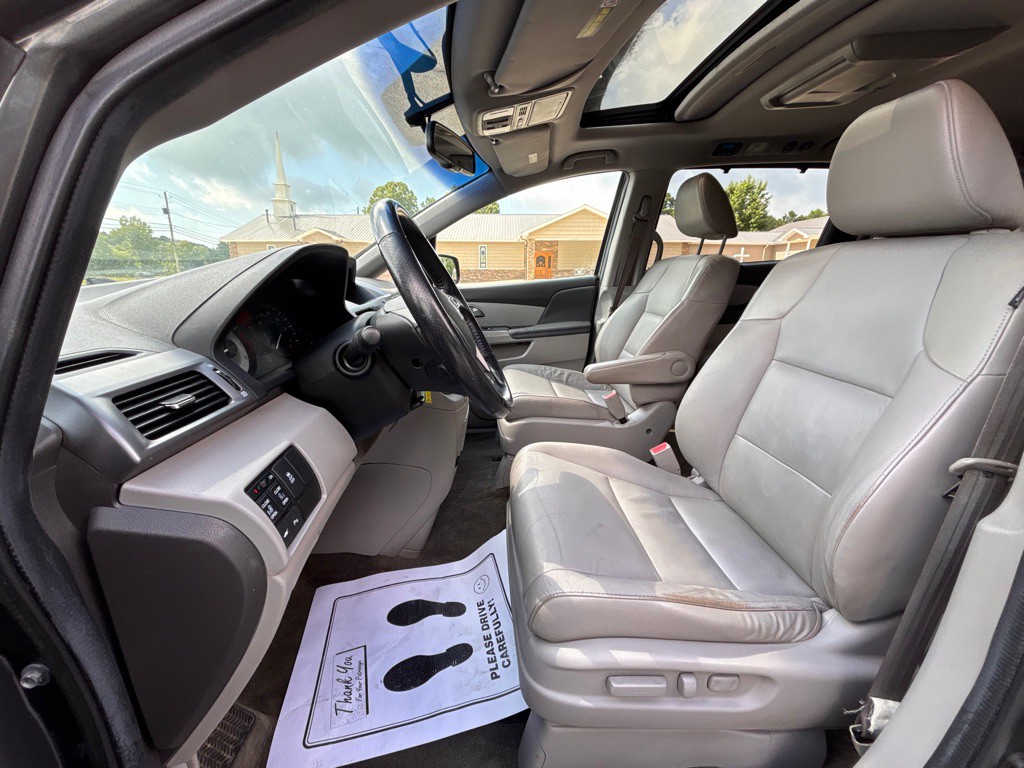 2012 Honda Odyssey Image 11
