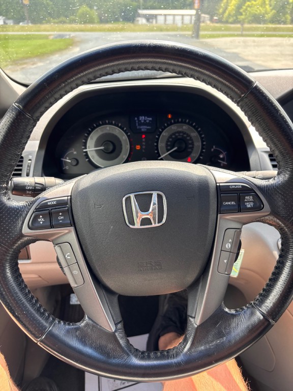 2012 Honda Odyssey Image 13