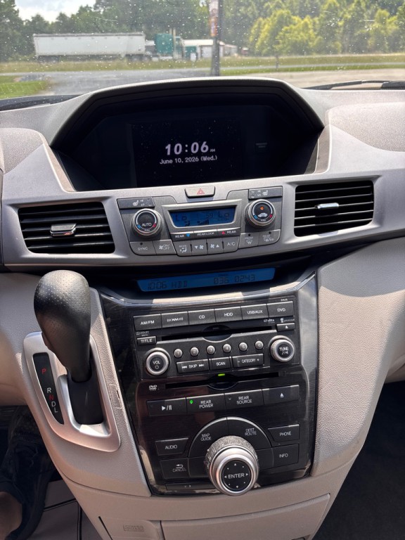 2012 Honda Odyssey Image 14